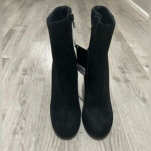 NWT Forever21 Black Suede Boots
